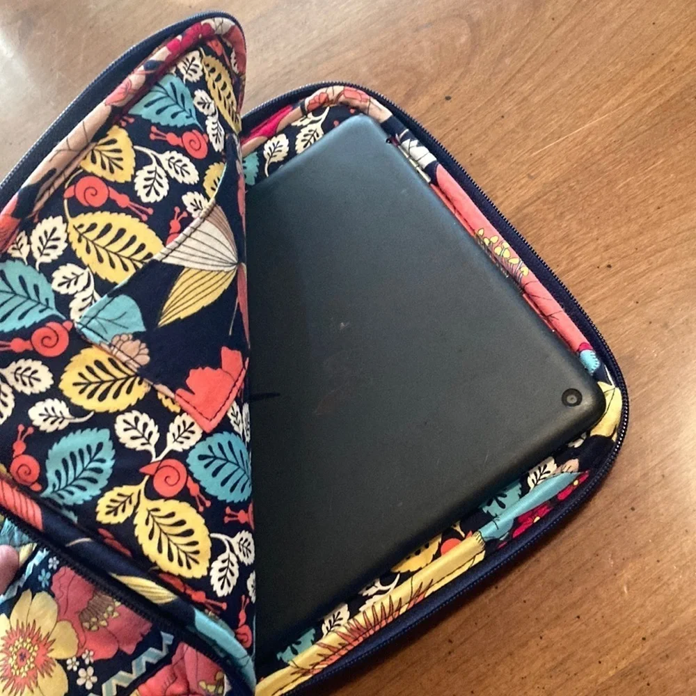 VERA BRADLEY Tablet Case - 10” x 8”